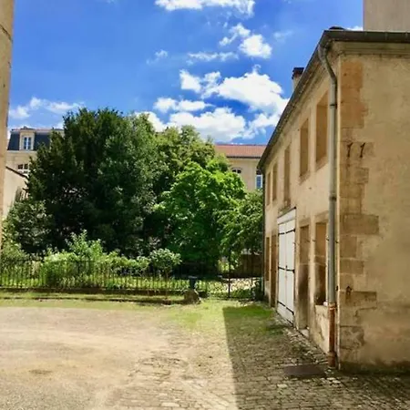 Le Pavillon De Stanislas *